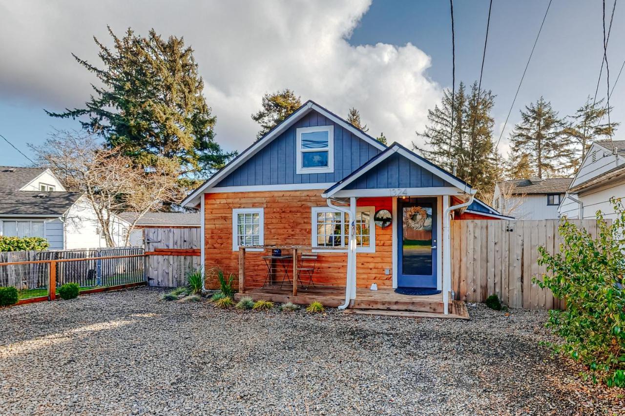 Villa Siletz Bay Getaway à Lincoln City Extérieur photo