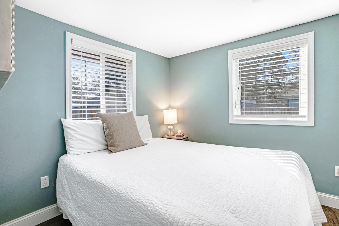 Villa Siletz Bay Getaway à Lincoln City Extérieur photo
